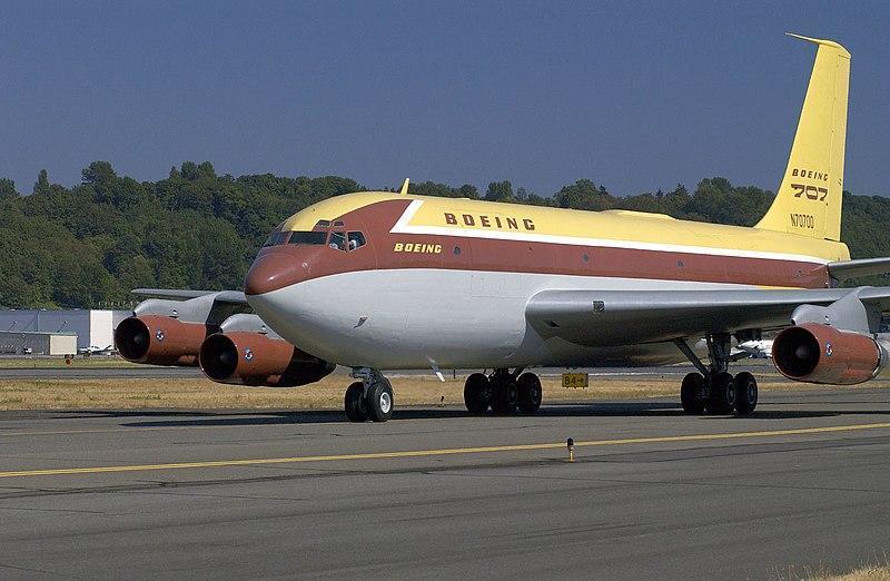 飛行機ネタ・60年続く血脈のB707(8月24日 曇り 27℃): CRECHANのブログ 風の道 3