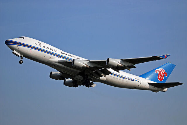 飛行機ネタ まだまだ現役続くB747-400F(1月12日 晴れ時々曇り 10