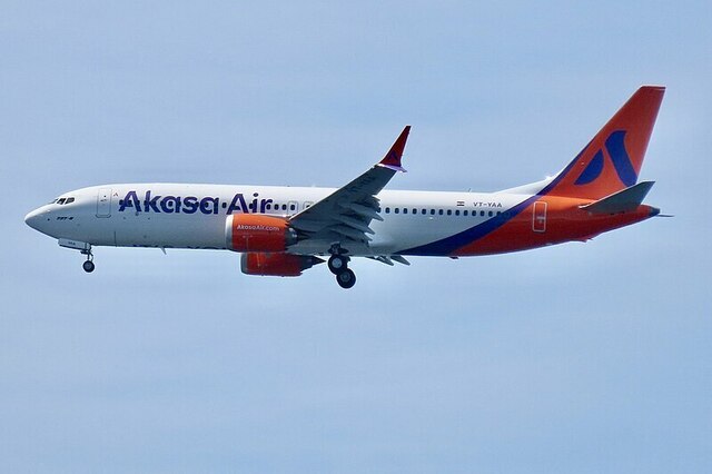 ボーイング737-200 サウスウエスト航空 翼の上の非常口 機内 客室 通ず 内装